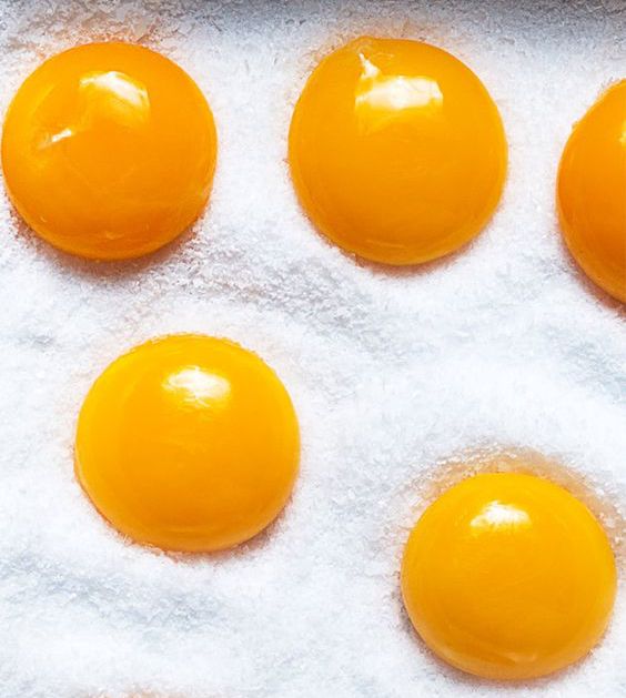 egg yolk great skin beauty hacks #healthy living #skin care #beauty #trendypins