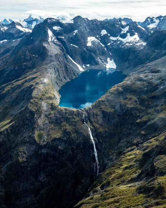 fiordland national park new zealand