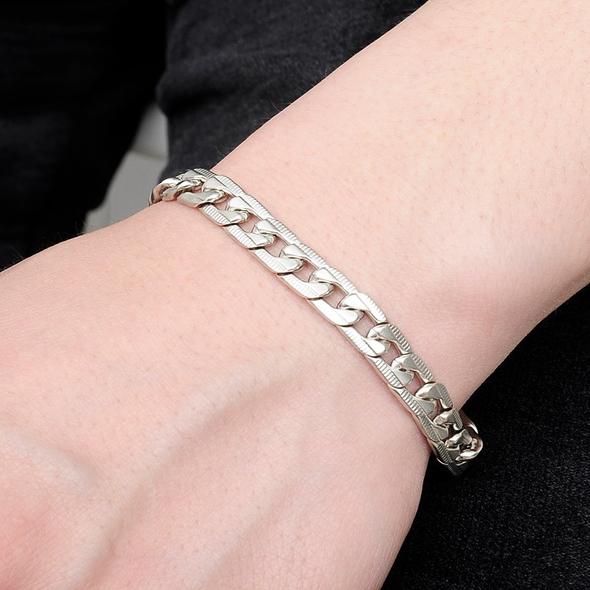 Chain bracelets #bracelets #fashion # jewelery #trendypins