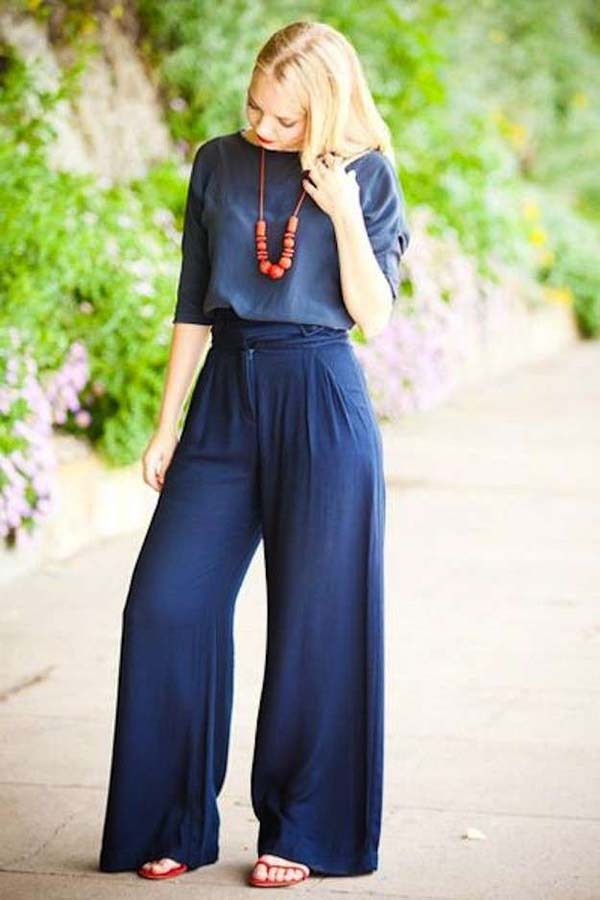 Dark blue baggy pants with dark blue blouse outfits #baggypants # pants #fashion #trendypins