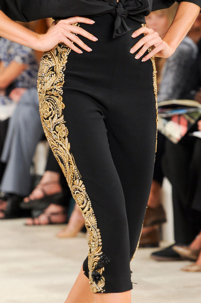 Black toreador pants with gold embroidery #toreadorpants #pants #fashion #trendypins