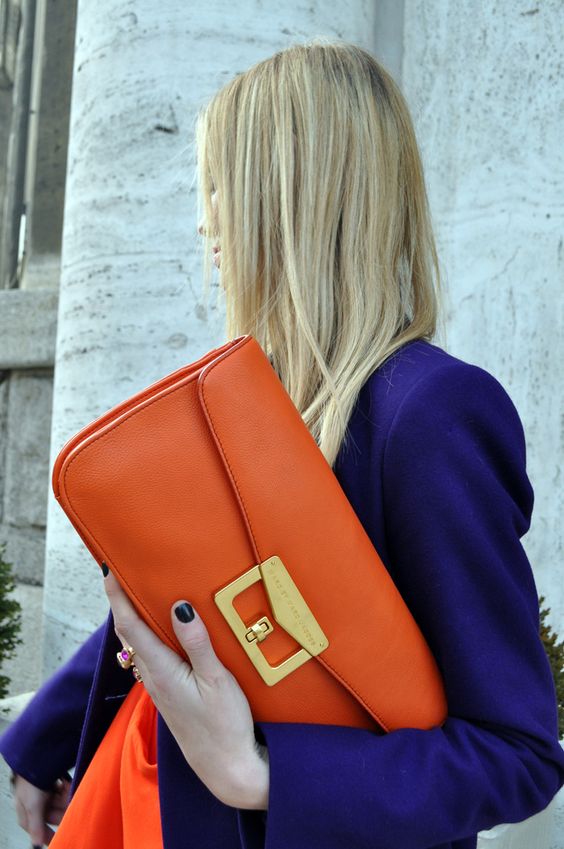 Day clutch orange leather #purses #fashion #trendypins