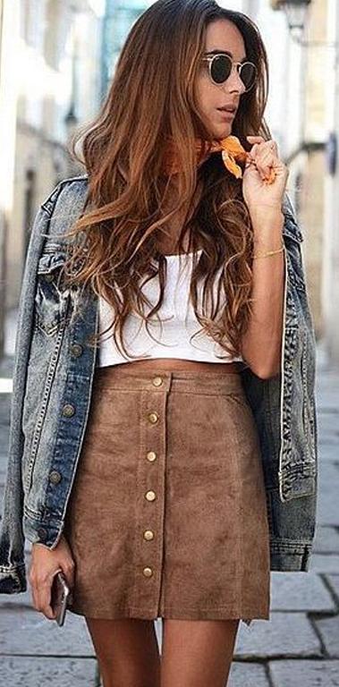 Button-Up suede mini skirt #skirt #fashion #trendypins