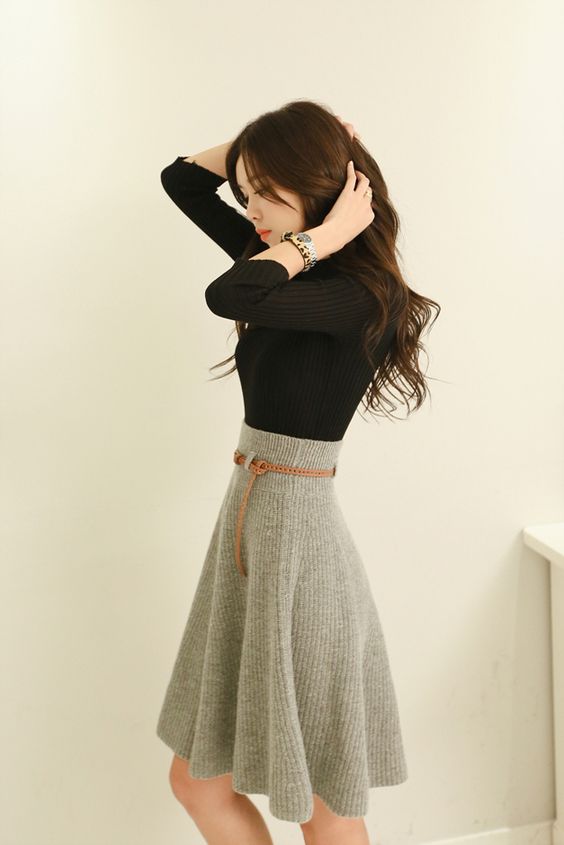 High waisted skirt #skirt #fashion #trendypins