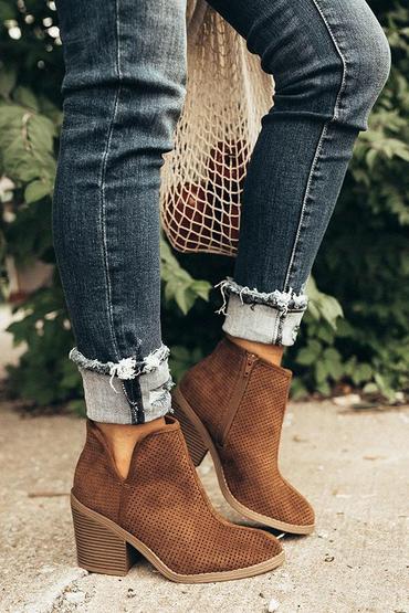 Ciroc Ankle Booties #heels #fashion #trendypins