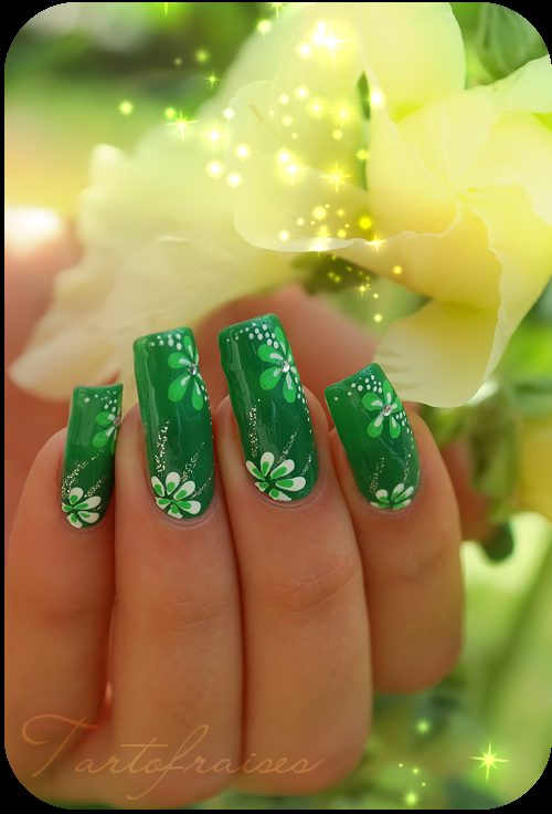 Shaded Green With Florals #St. Patrick's Day nails #nails #beauty #trendypins