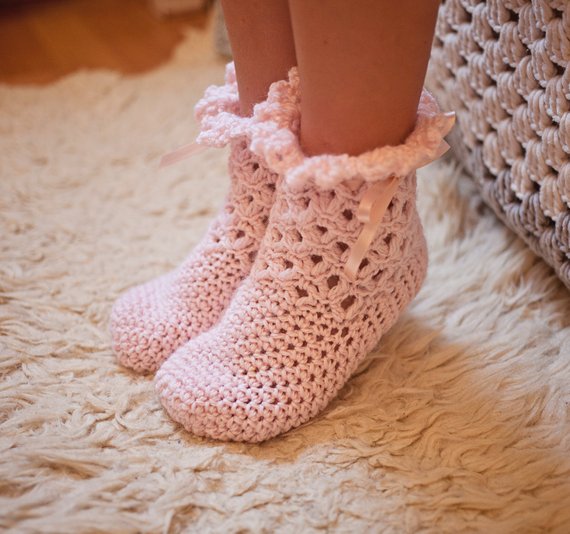 Crochet PATTERN - Lace Frill Socks #Frill Socks #socks #fashion #trendypins