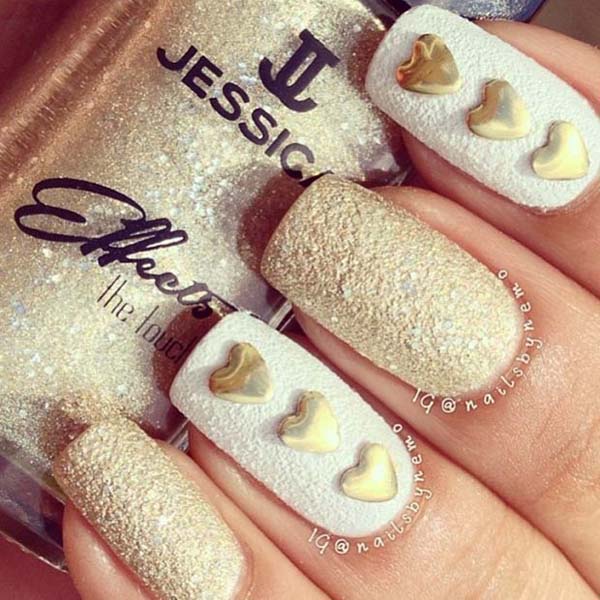 Gold hearts nail design  #beauty #nails #trendypins