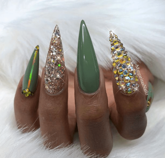 Mermaid Nails #St. Patrick's Day nails #nails #beauty #trendypins