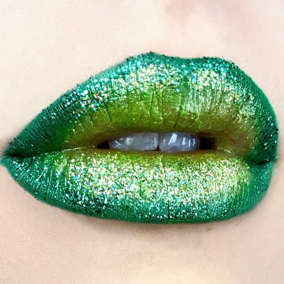 St. Patrick's Day Shades of Green #St. Patrick's day lips makeup #beauty #makeup #trendypins