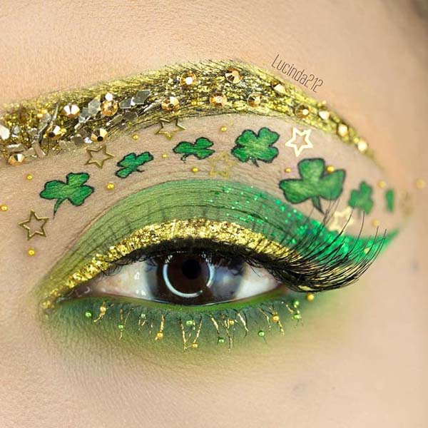 St. Patrick's Day Makeup Gold Eyeliner #beauty #makeup #St. Patrick's Day makeup #trendypins