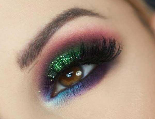 St Patrick's Day Makeup Deep Purple Image #beauty #makeup #St. Patrick's Day makeup #trendypins