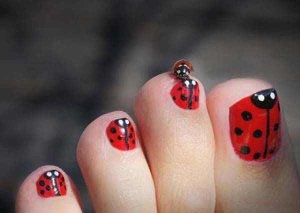 Lady Bug Romantic Toes #toe nail art #nails #beauty #trendypins