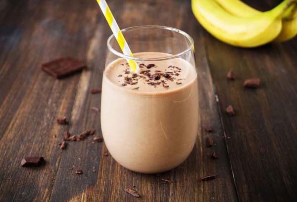 Banana, Almond, And Dark Chocolate Smoothie #smoothies #healthy living #healthy smoothies #trendypins