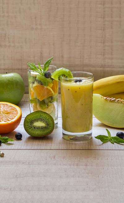 Kiwi, Apricot, And Muskmelon Smoothie #smoothies #healthy living #healthy smoothies #trendypins