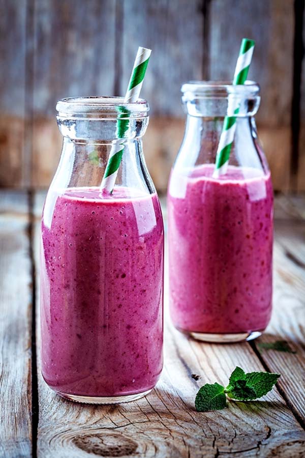 Strawberry, Black Grape, And Ginger Smoothie #smoothies #healthy living #healthy smoothies #trendypins