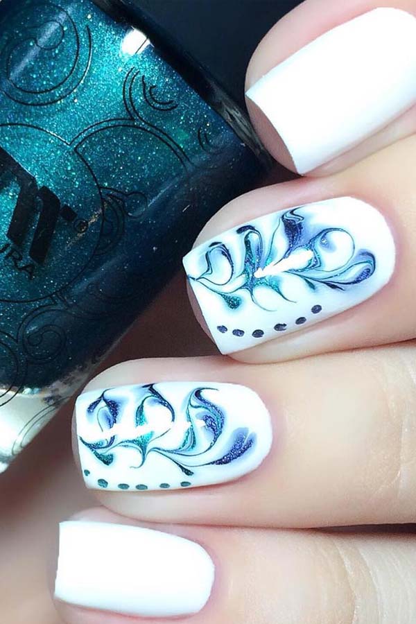 Flowers With Marble Effect #nails #beauty #trendypins