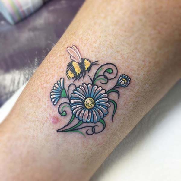 Pretty Bee and Daisy Tattoo #bee tattoos #tattoo #beauty #trendypins 