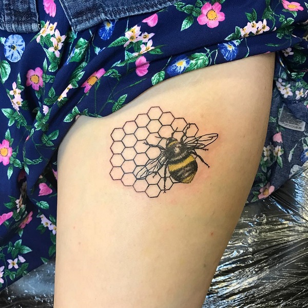 mattymctattybeetattoobeehoneycombflower