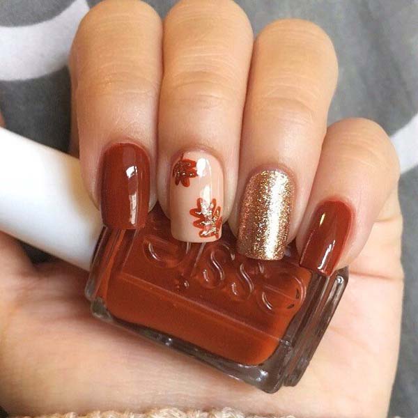 Fall Nail Design With Glitter Accent #nails #fall nails #beauty #trendypins