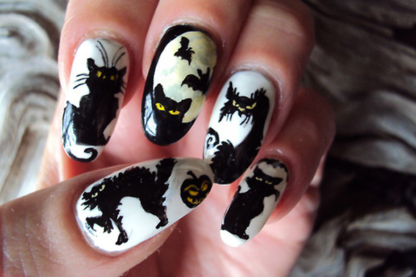 Black Cat Halloween Nail Design #nails #Halloween nails #trendypins