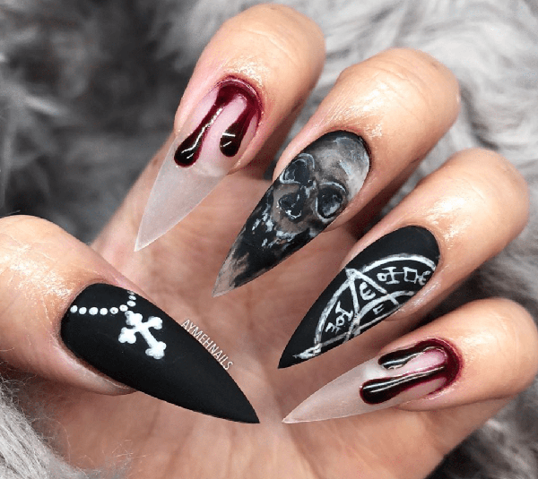 Bloody Skeleton Nail Design #nails #Halloween nails #trendypins