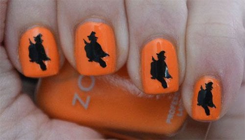 Cute Flying Witch Nail Art Halloween Nails #Halloween #nails #trendypins