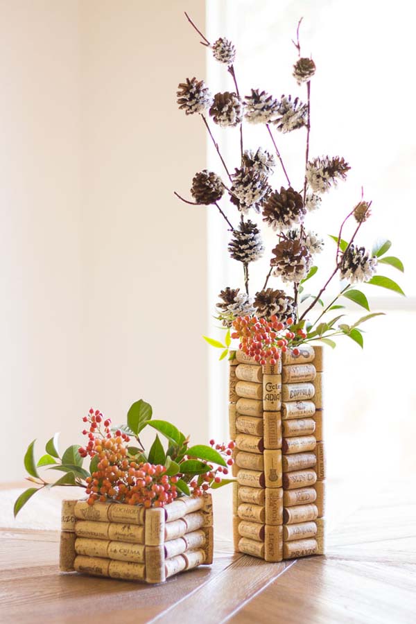 DIY Wine Cork Vases #DIY #Christmas #gifts #trendypins