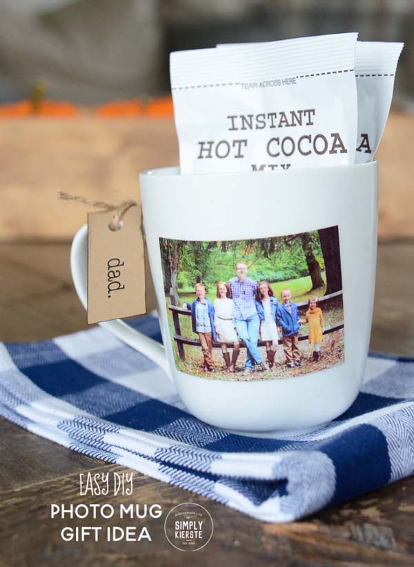 Easy DIY Photo Mug #DIY #Christmas #gifts #trendypins