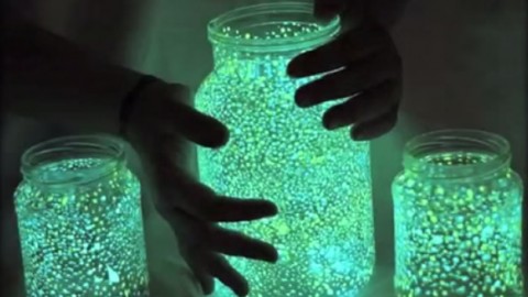 DIY Mason Jar Fairy Lights #DIY #Christmas #gifts #trendypins