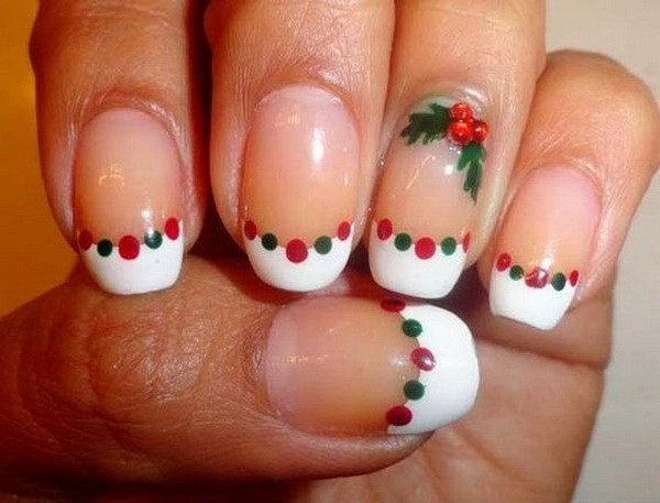 Nail Art Design with Christmas Twigs #Christmas #nails #trendypins