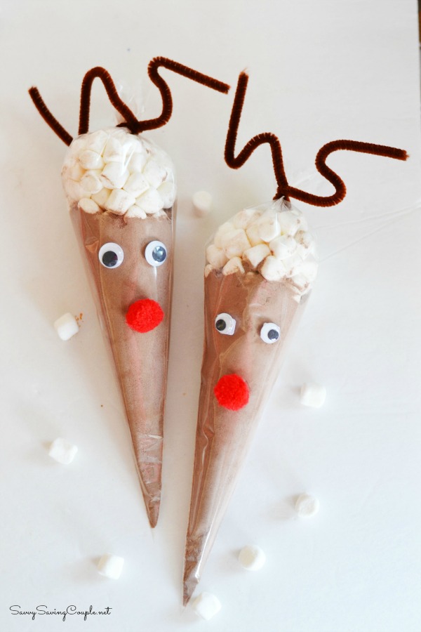 Reindeer Hot Cocoa Cones #DIY #Christmas #gifts #trendypins