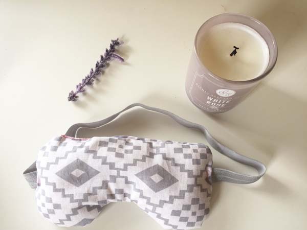 Relaxing Eye Mask #DIY #Christmas #gifts #trendypins