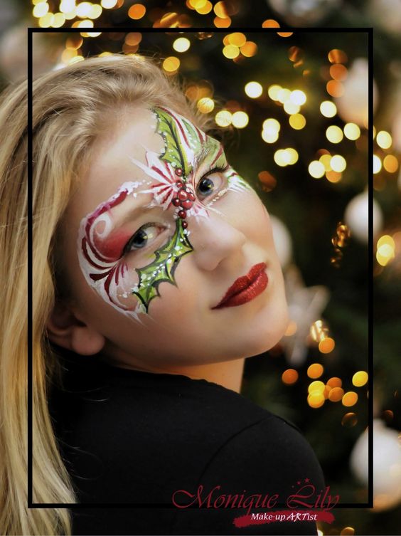 Mistletoe Christmas Makeup #Christmas #makeup #beauty #trendypins