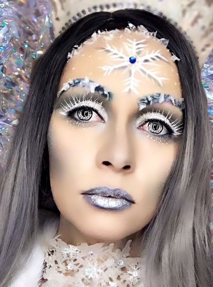 Frozen Christmas Makeup Look #Christmas #makeup #beauty #trendypins