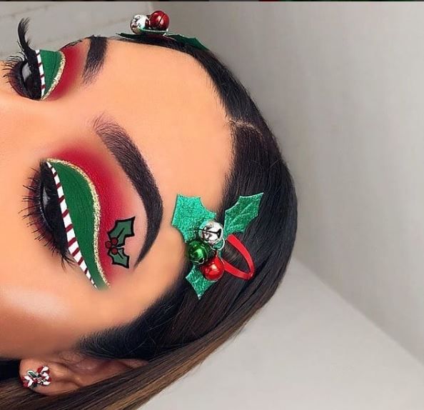 Mistletoe Christmas Makeup Look #Christmas #makeup #beauty #trendypins