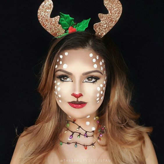 Reindeer and Christmas Lights Makeup Look #Christmas #makeup #beauty #trendypins
