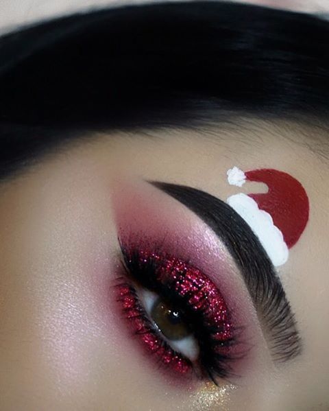 Santa's Hat on Eyebrow and Red Glitter Eyeshadows #Christmas #makeup #beauty #trendypins