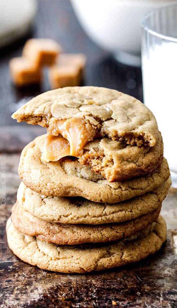 Caramel Stuffed Brown Sugar Cookies #Christmas #cookie #recipes #trendypins