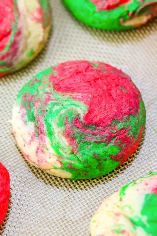 Christmas Cheesecake Cookies #Christmas #cookie #recipes #trendypins