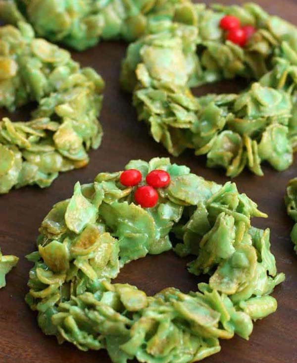 Christmas Cornflake Wreaths #Christmas #cookie #recipes #trendypins