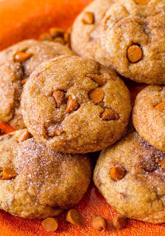 Cinnamon Chip Pumpkin Cookies #Christmas #cookie #recipes #trendypins