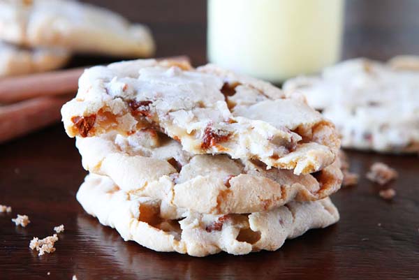 Cinnamon Eggnog Christmas Cookies #Christmas #cookie #recipes #trendypins
