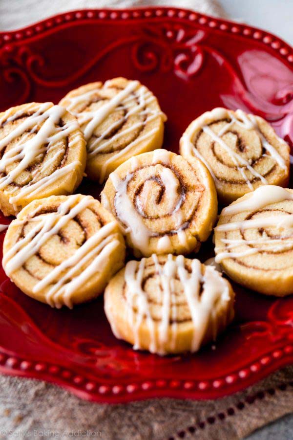 Cinnamon Roll Cookies #Christmas #cookie #recipes #trendypins