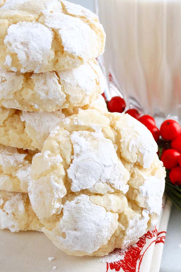 Eggnog Gooey Butter Cookies #Christmas #cookie #recipes #trendypins