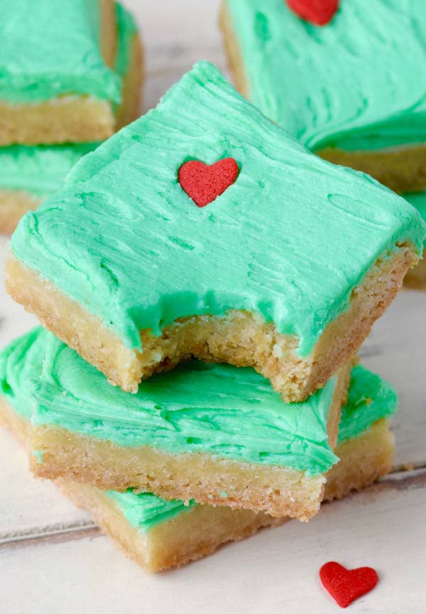 Grinch Sugar Cookie Bars #Christmas #cookie #recipes #trendypins