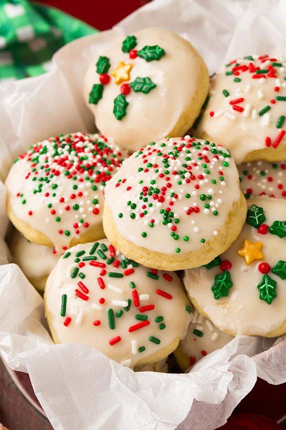 Italian Ricotta Cookies #Christmas #cookie #recipes #trendypins