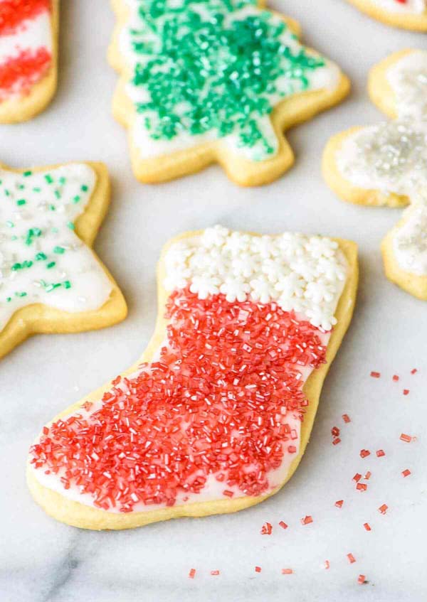 Perfect Cream Cheese Sugar Cookies #Christmas #cookie #recipes #trendypins