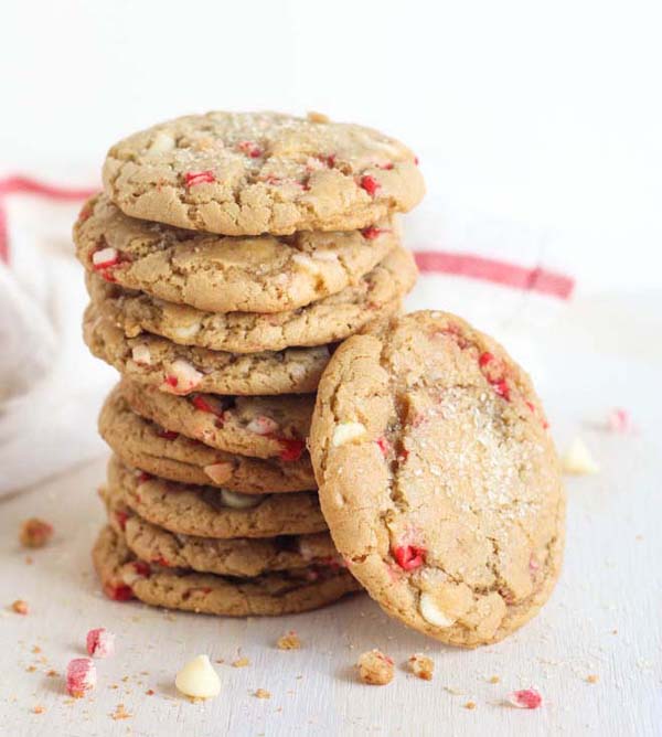 White Chocolate Peppermint Cookies #Christmas #cookie #recipes #trendypins