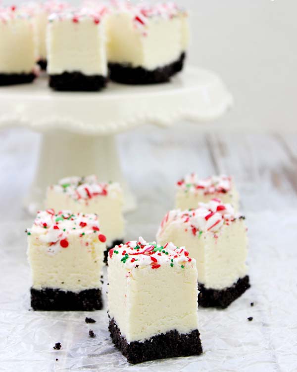 White Chocolate Peppermint Fudge #Christmas #candy #recipes #trendypins